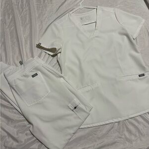 Figs V-Neck Two Pocket Scrub Top White